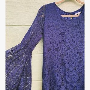 3/$15!!  Navy Lace Bell Sleeve Dress